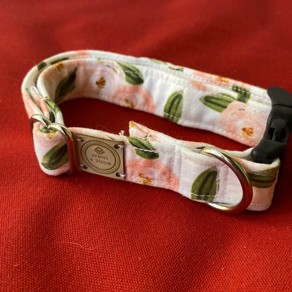 New Wiggle & Squeak floral dog collar ⭐️⭐️⭐️⭐️ - Picture 4 of 16